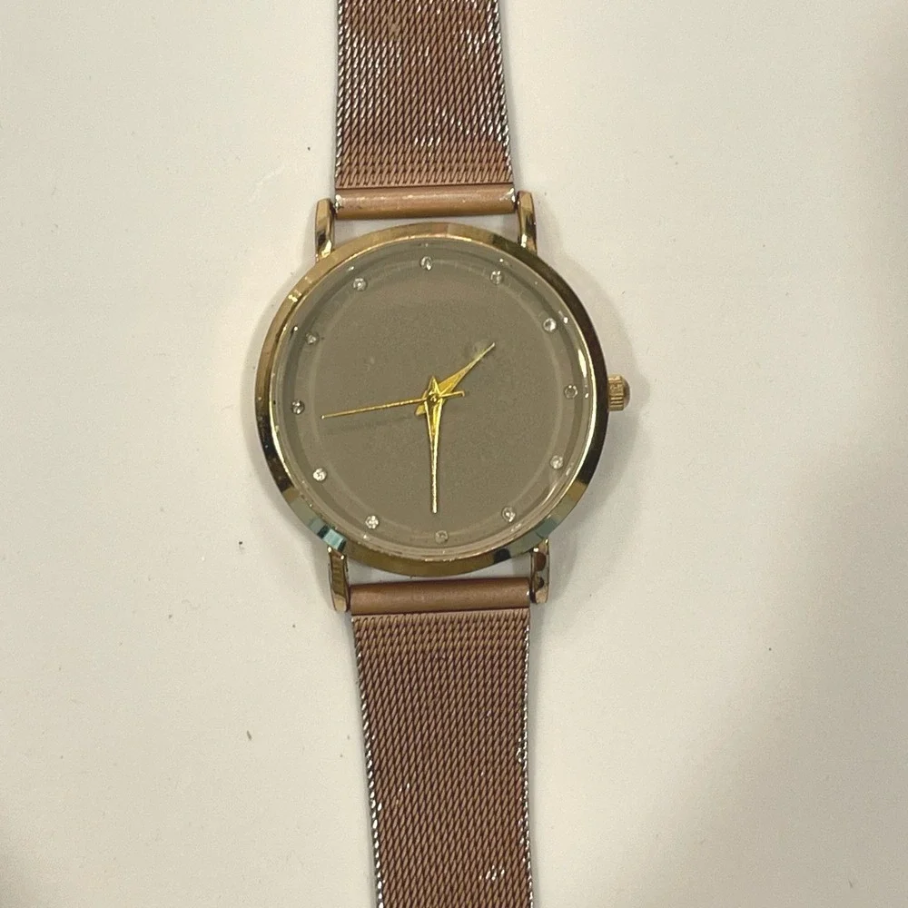 Rose Gold Mesh Band Minimalist Crystal Accent Analog Watch MSPCI